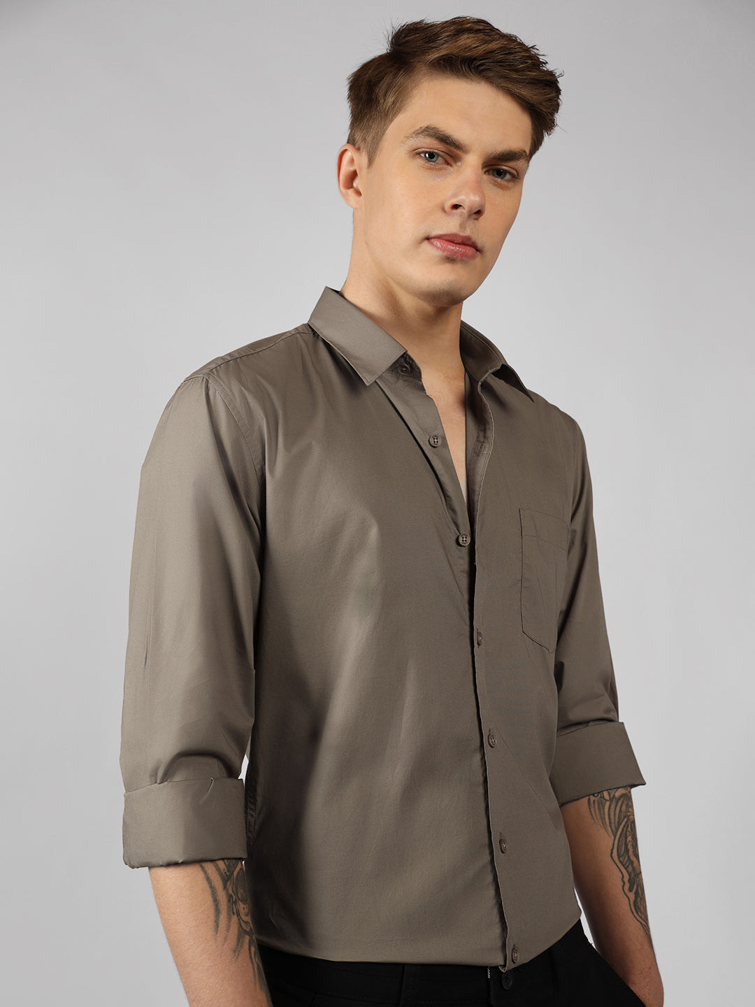 Men's Taupe Solid Spread Collar Full Sleeve Regular Fit Shirt