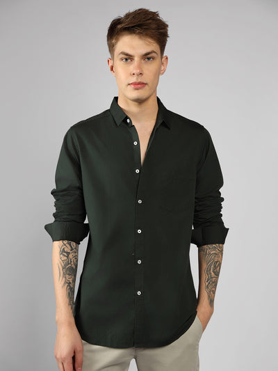 Men's Solid Bottle Green Slim Fit Casual Shirt