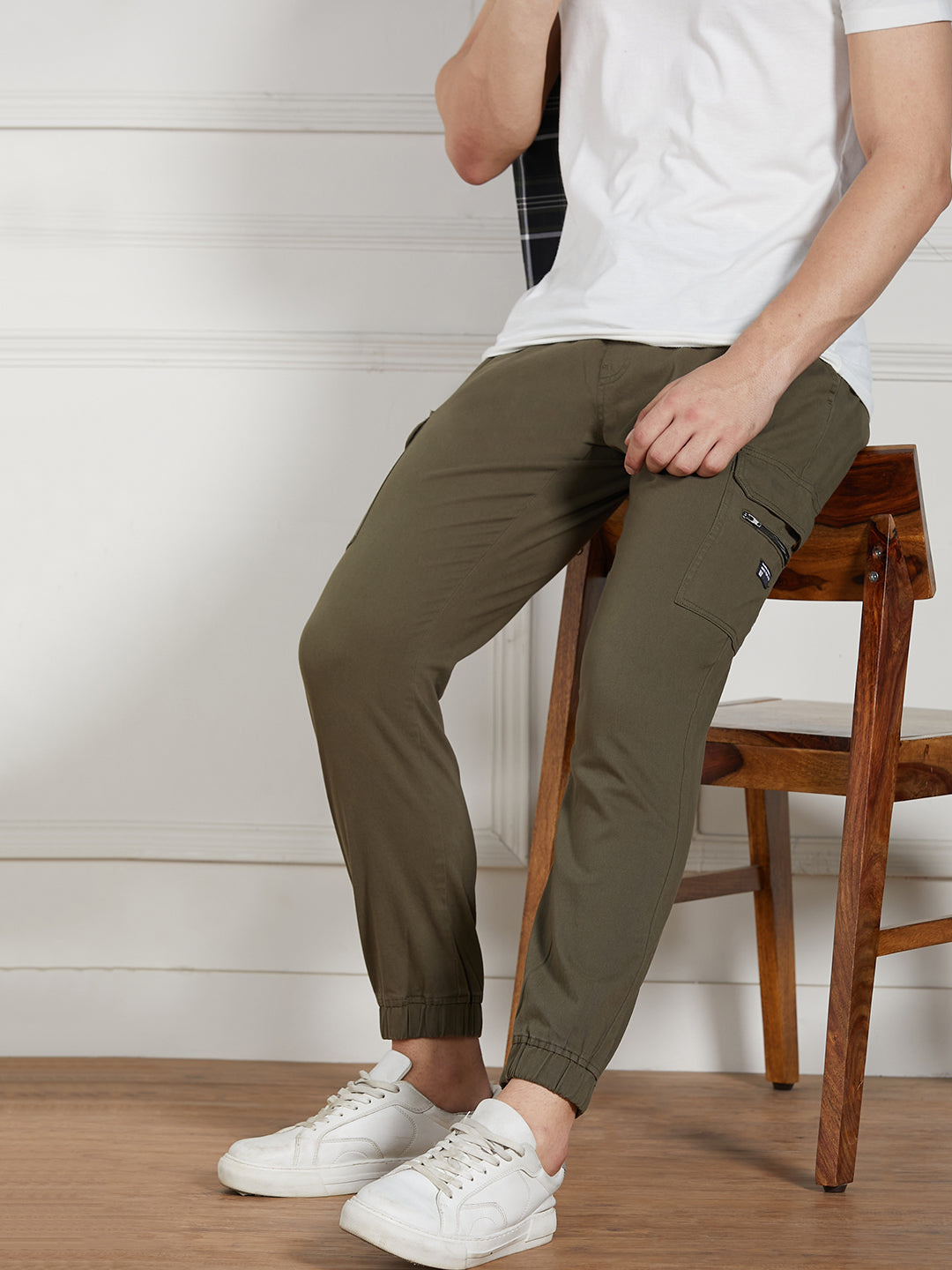 Men's Olive Cotton Lycra Solid Stretchable Regular Fit Cargo Joggers