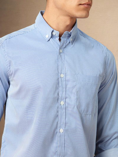 Men's Light Blue Solid Spread Collar Full Sleeves Casual Shirt