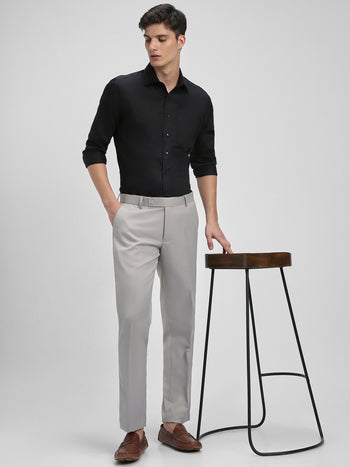 Men's Light Grey Solid Formal Trousers