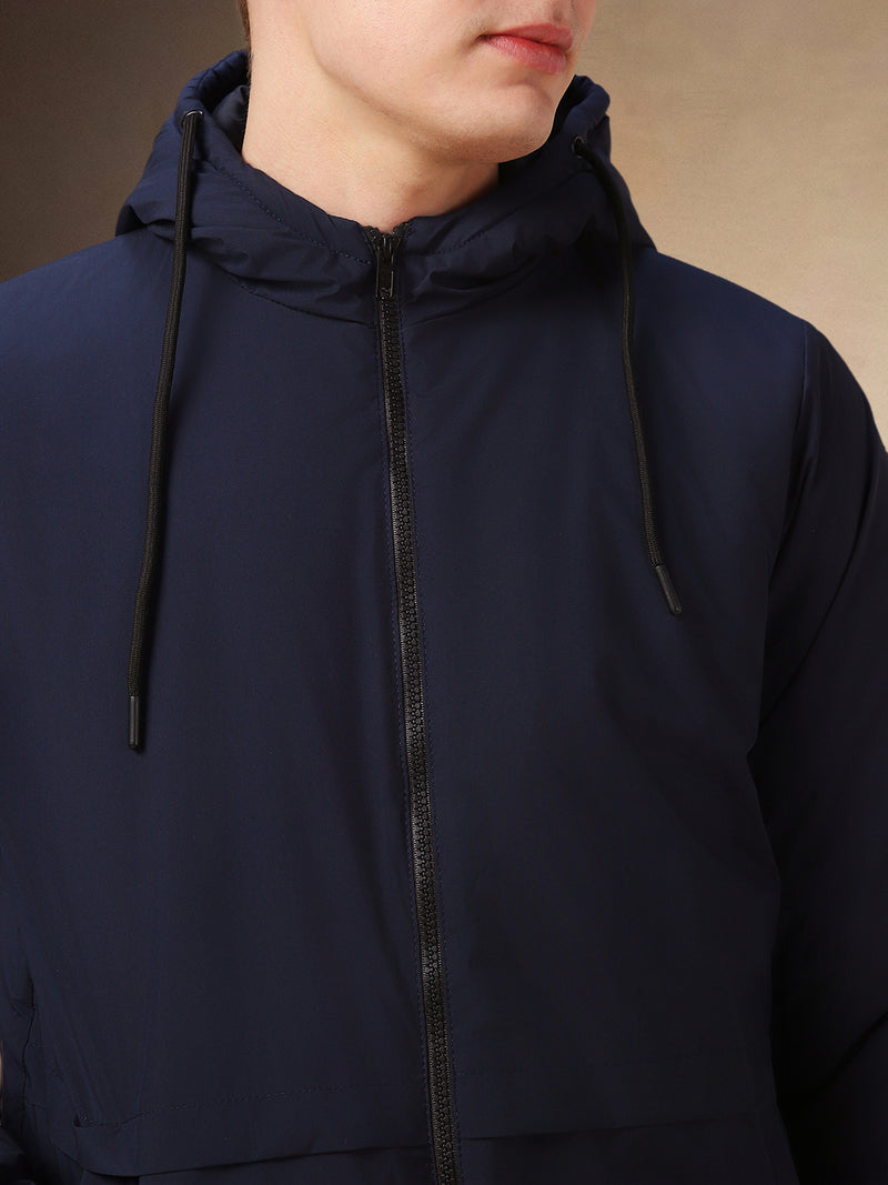 Men's Navy Blue Solid Hooded Full Sleeves Jacket