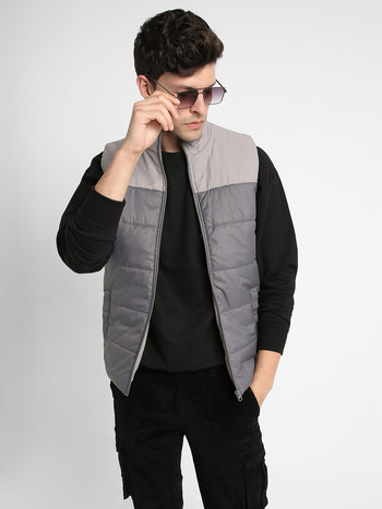 Men's Light Grey Colourblocked Mock Neck Sleeveless Gilet Jacket