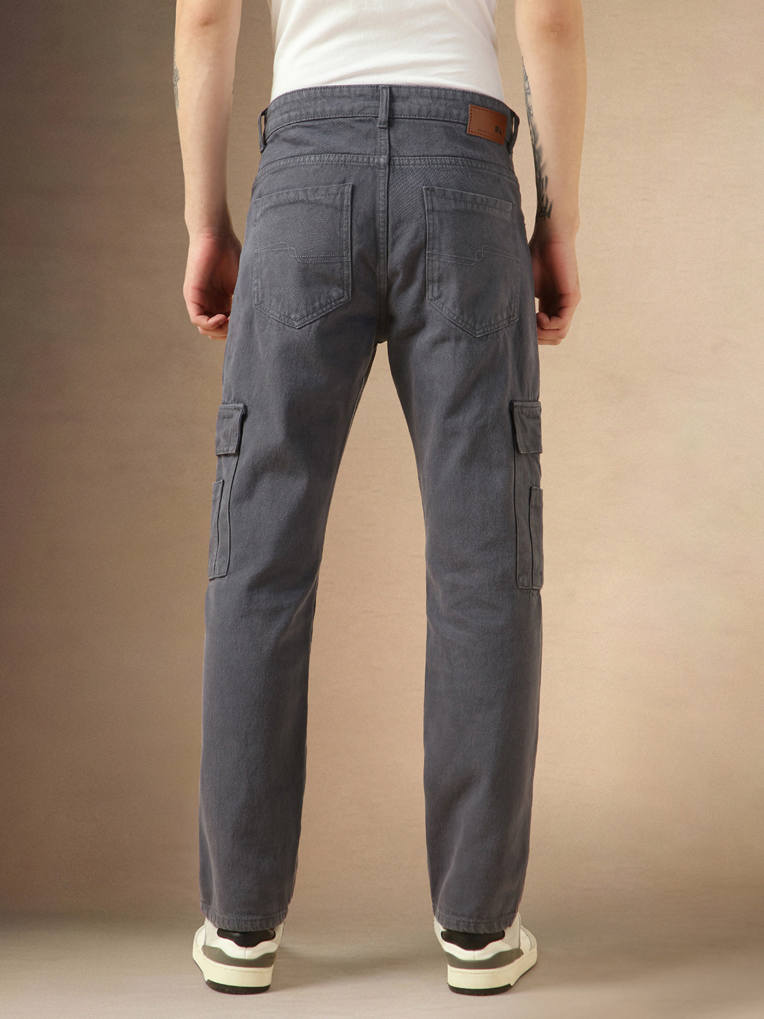 Men's Grey Cotton Relaxed Fit Mid-Rise Casual Jeans