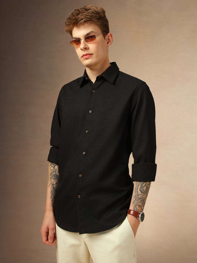 Men's Black Textured Spread Collar Full Sleeves Casual Shirt