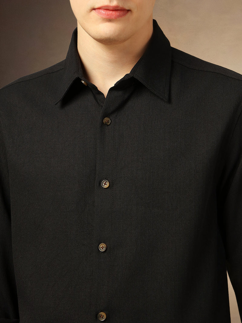 Men's Black Textured Spread Collar Full Sleeves Casual Shirt