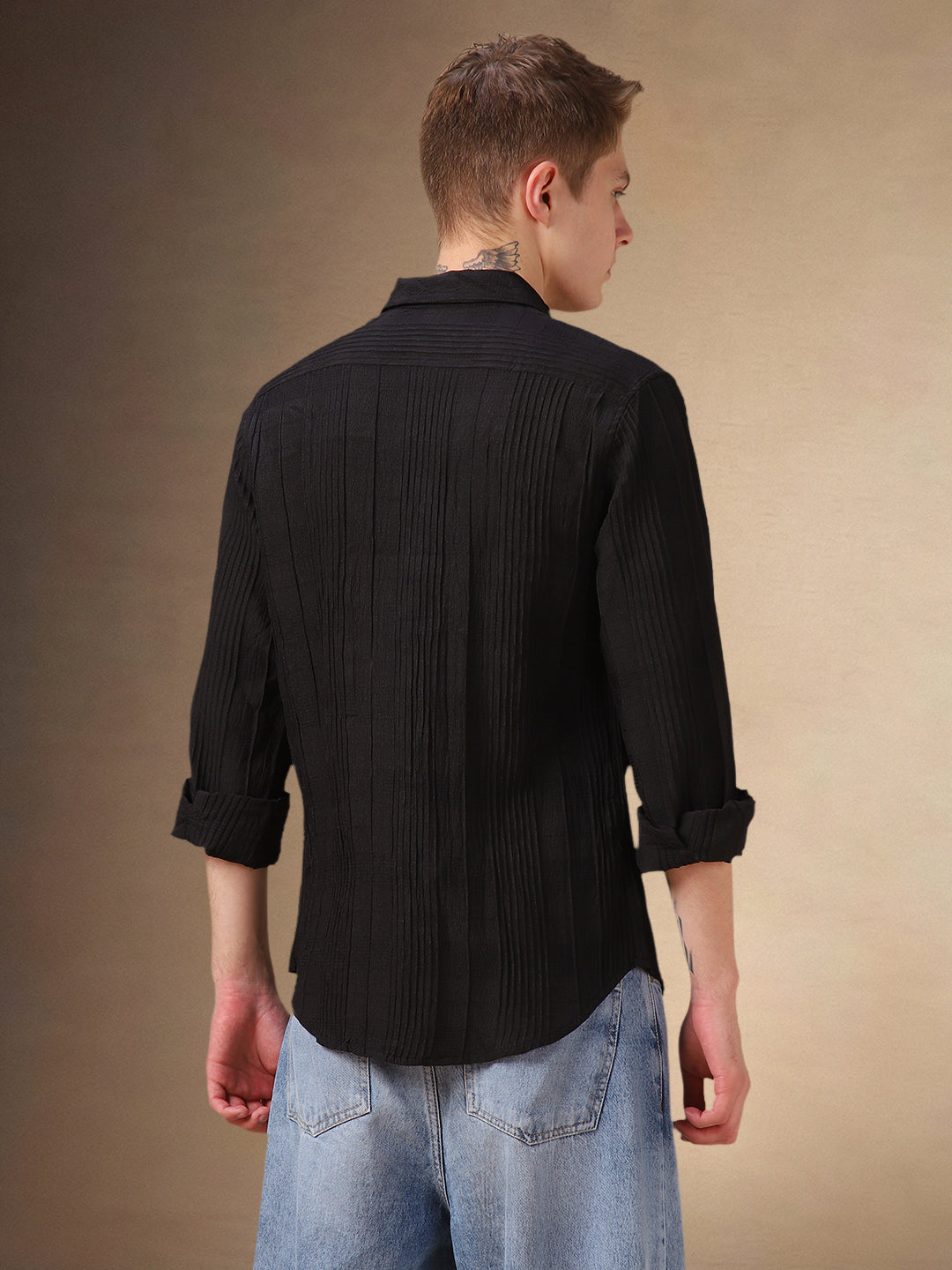 Men's Black Textured Spread Collar Full Sleeves Shirt