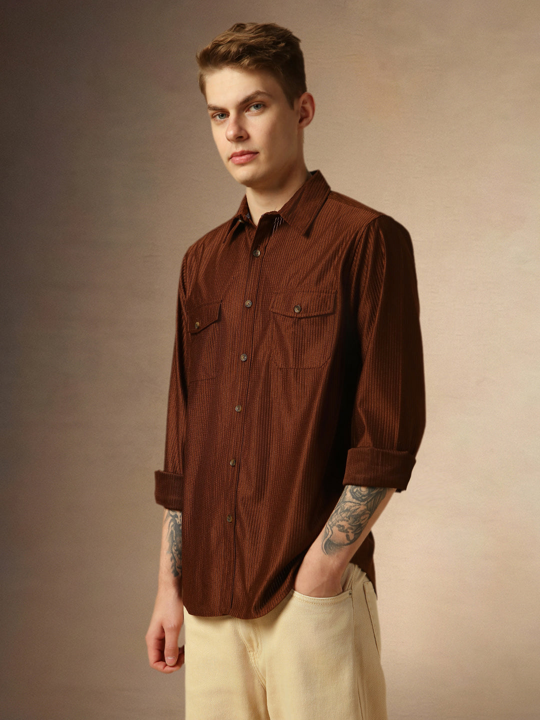 Men's Brown Solid Spread Collar Full Sleeves Relaxed Fit Corduroy/Textured Shirt