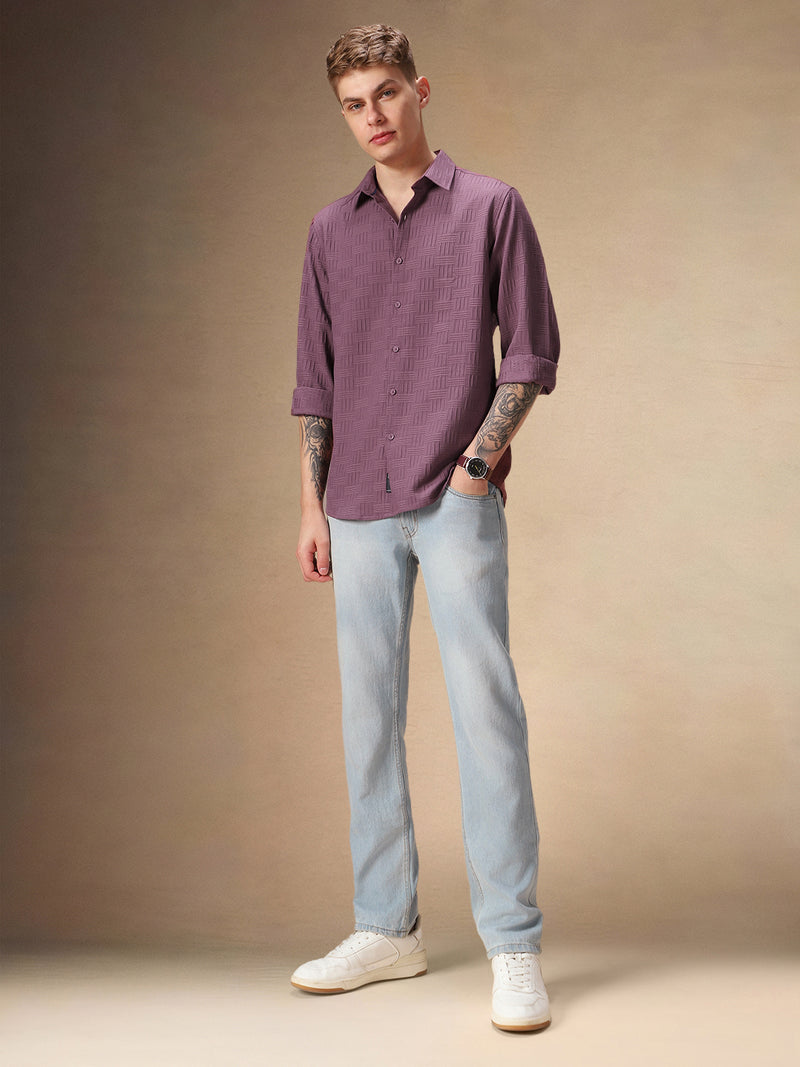 Men's Solid Purple Textured Full Sleeves Spread Collar Casual shirt