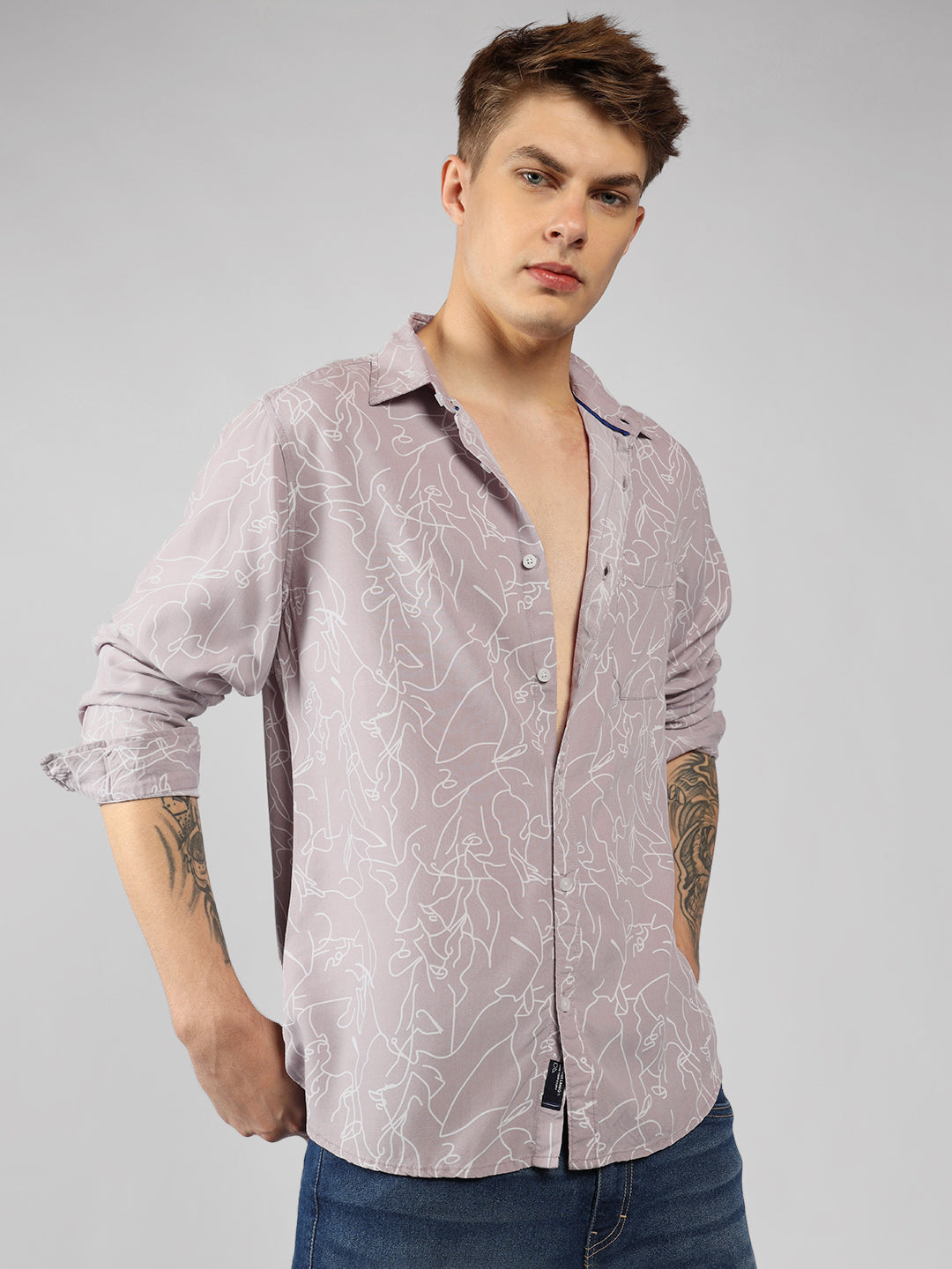 Men's Mauve Floral Print Spread Collar Long Sleeves Relaxed Fit Casual Shirt