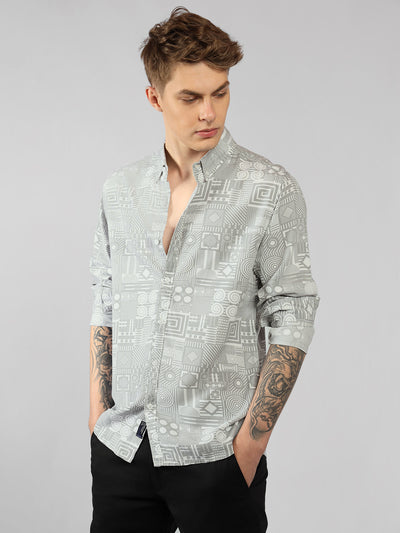 Men's Grey Geometric Print Spread Collar Long Sleeves Relaxed Fit Casual Shirt