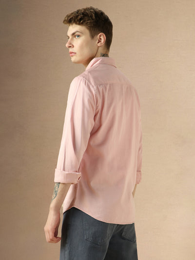 Men's Pink Solid Button-Down Collar Long Sleeves Regular Fit Casual Shirt