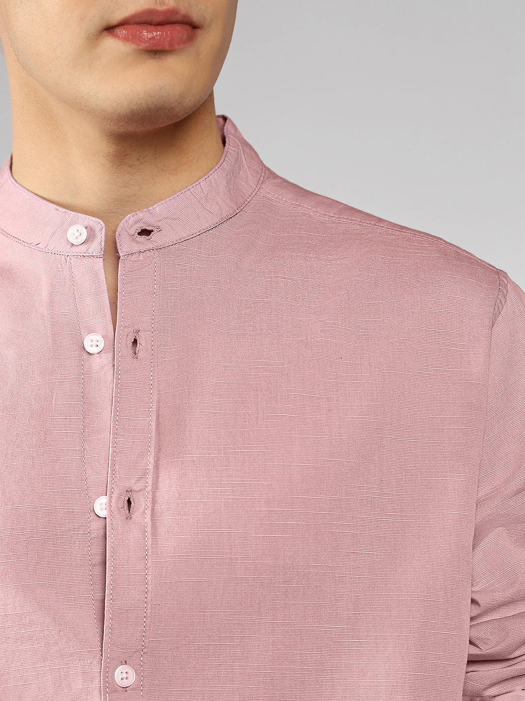 Men's Pink Solid Mandarin Collar Long Sleeves Regular Fit Casual Shirt