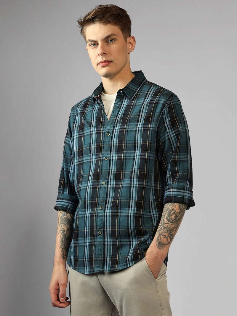 Men's Blue Tartan Checks Spread Collar Long Sleeves Relaxed Fit Casual Shirt