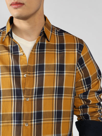 Men's Yellow Checks Spread Collar Casual Shirt