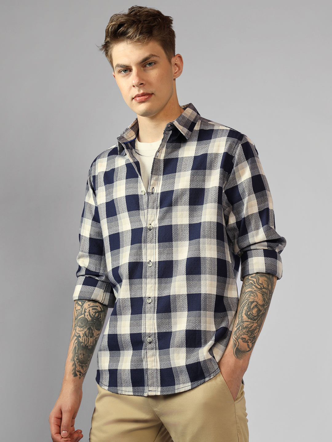 Men's Navy Blue Buffalo Checks Spread Collar Long Sleeves Relaxed Fit Casual Shirt