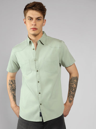 Men's Grey Solid Spread Collar Short Sleeves Relaxed Fit Casual Shirt