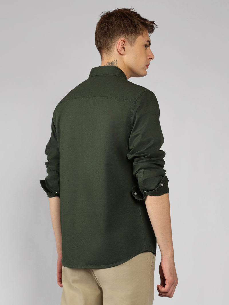 Men's Olive Solid Spread Collar Long Sleeves Relaxed Fit Casual Shirt