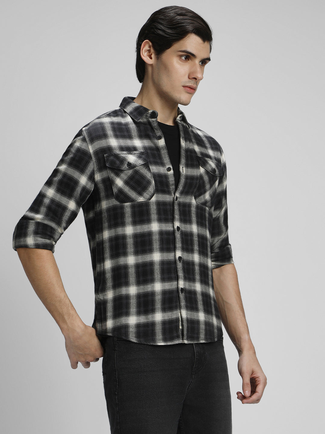 Men's Regular Collar Slim Fit Checks Black Casual Shirts