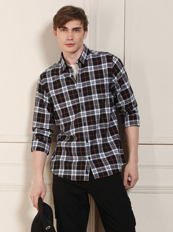 Men's Black Tartan Checks Spread Collar Full Sleeves Casual Shirt