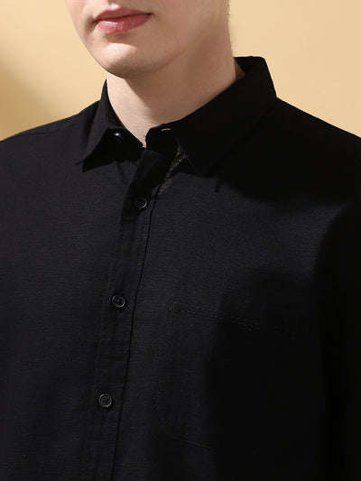 Men's Black Solid Textured Spread Collar Full Sleeves Casual Shirt