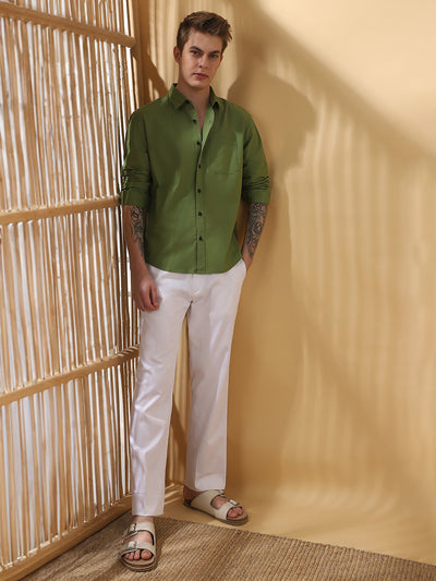 Men's Green Solid Textured Spread Collar Full Sleeves Casual Shirt