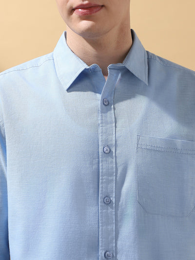 Men's Light Blue Solid Textured Spread Collar Full Sleeves Casual Shirt