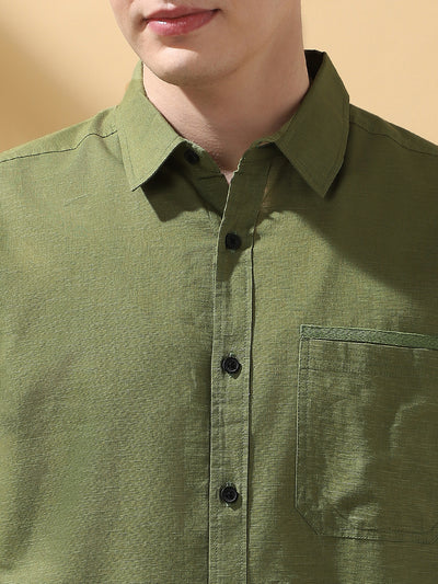 Men's Green Solid Textured Spread Collar Full Sleeves Cotton Shirt