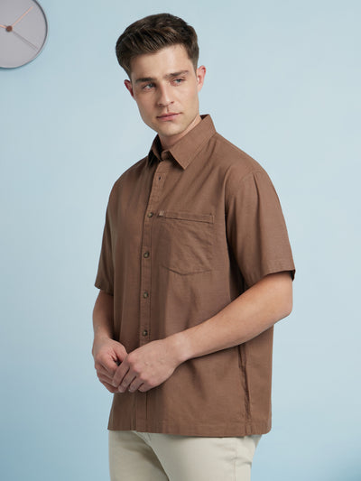 Men Brown Textured Spread Collar Half Sleeves Relaxed Fit shirt