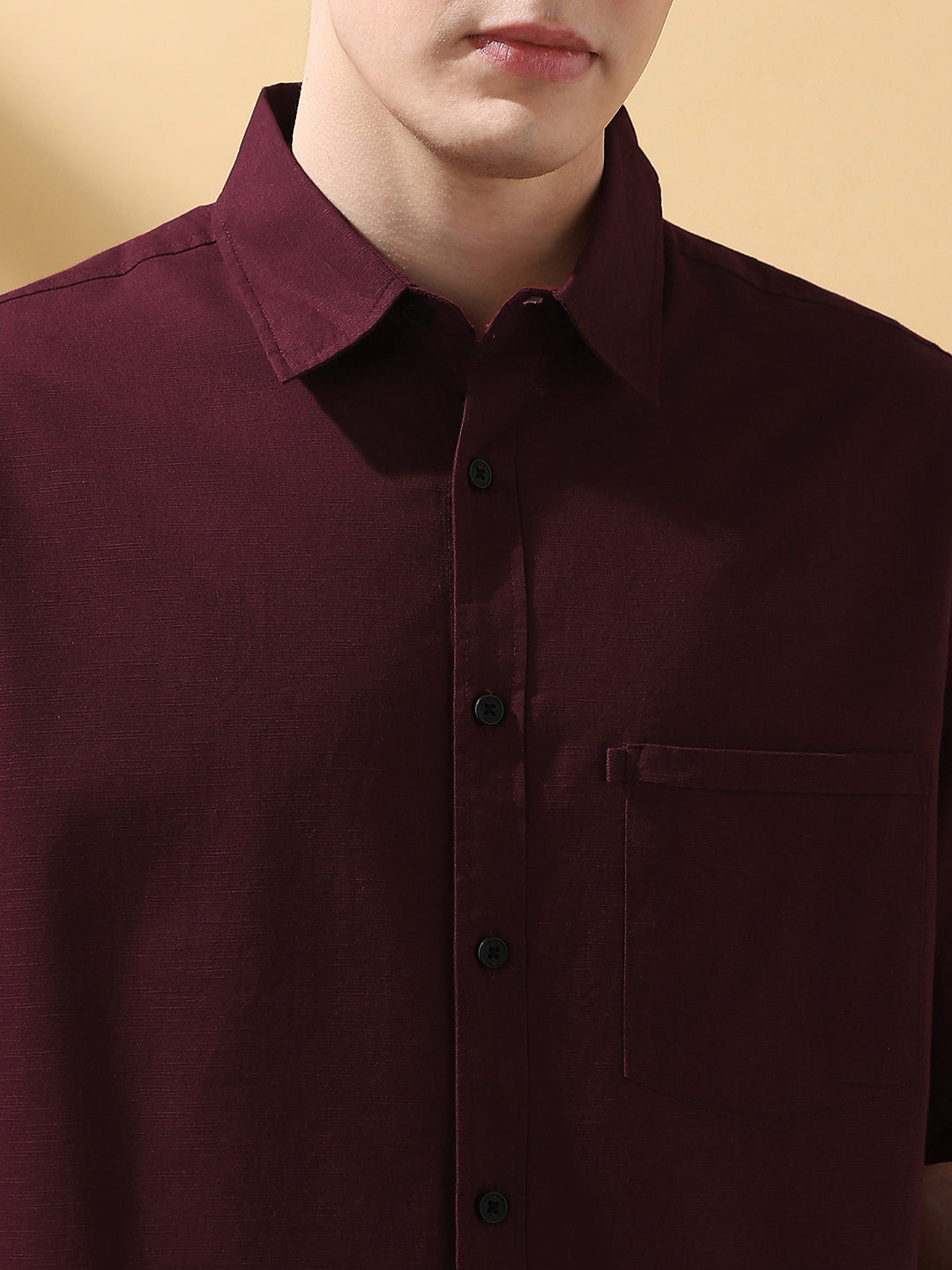 Men's Wine Solid Textured Spread Collar Half Sleeves Casual Shirt