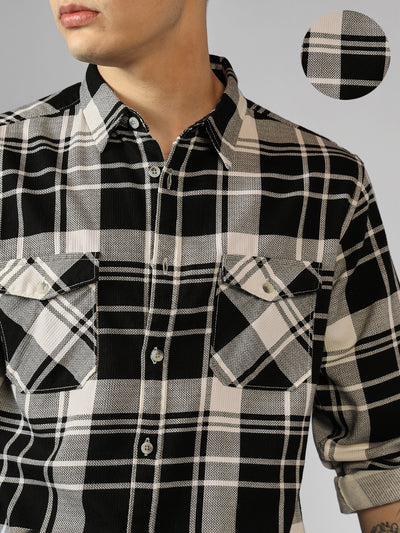 Men's Black Tartan Checks Spread Collar Long Sleeves Relaxed Fit Casual Shirt