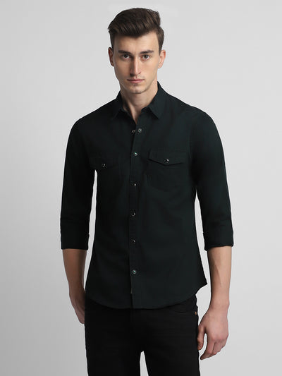 Men's Regular Collar Slim Fit Solid Green Casual Shirts