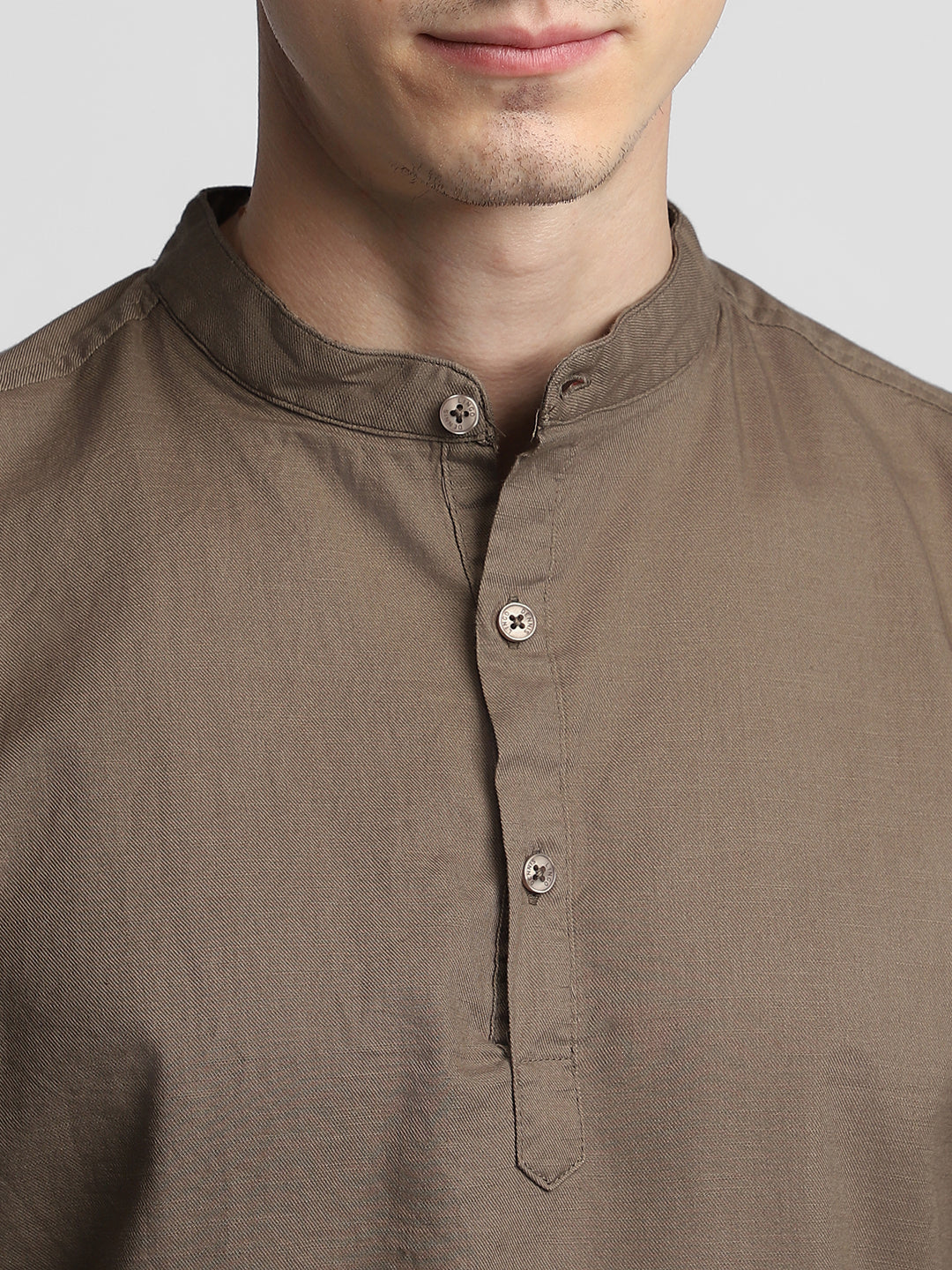 Dennis Lingo Men's Pop Over Mandarin Collar Slim Fit Solid Brown Casual Shirts
