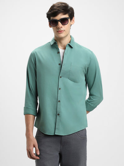 Men's Regular Collar Regular Fit Solid Green Casual Shirts