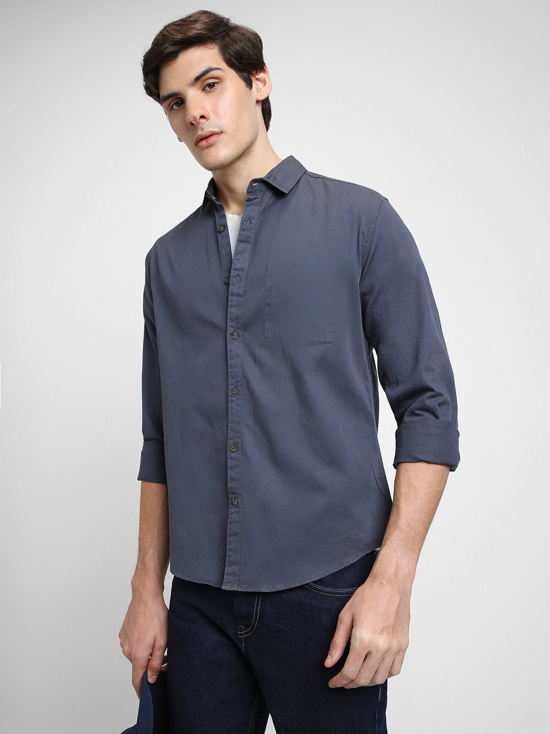 Men's Regular Collar Regular Fit Solid Navy Casual Shirts