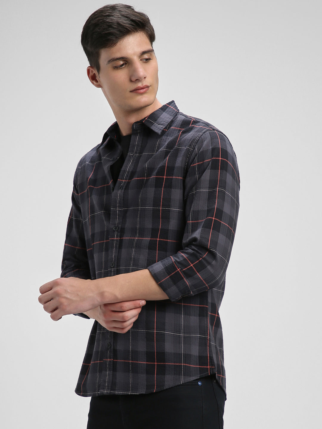 Men's Regular Collar Slim Fit Checks Black Casual Shirts