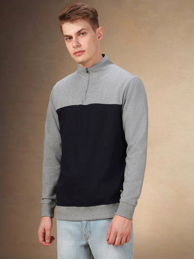 Men's Colorblocked Mock Neck Full Sleeves Regular Fit Sweatshirt