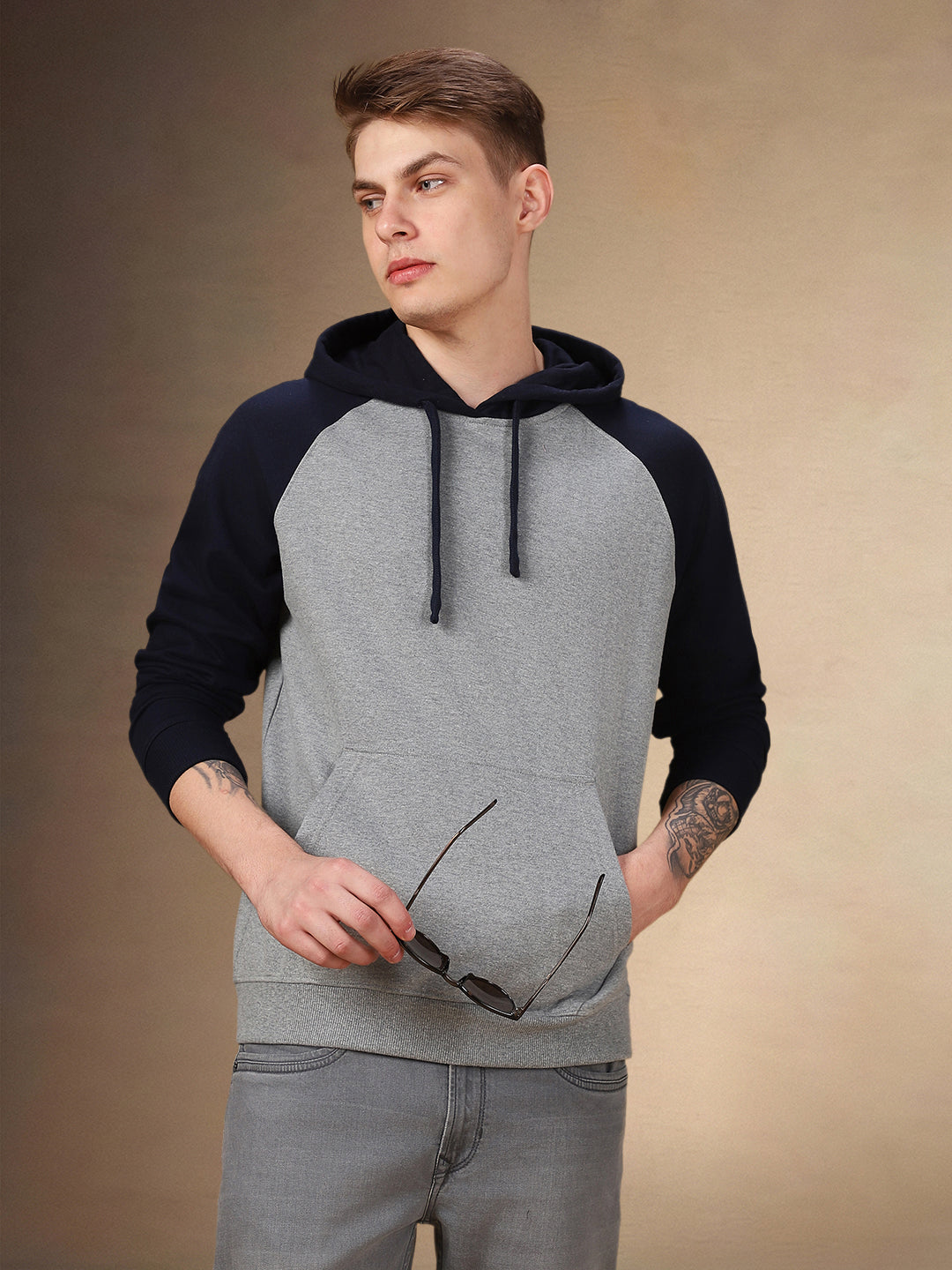 Men s Colorblocked Hooded Full Sleeves Regular Fit Hoodie DENNIS LINGO