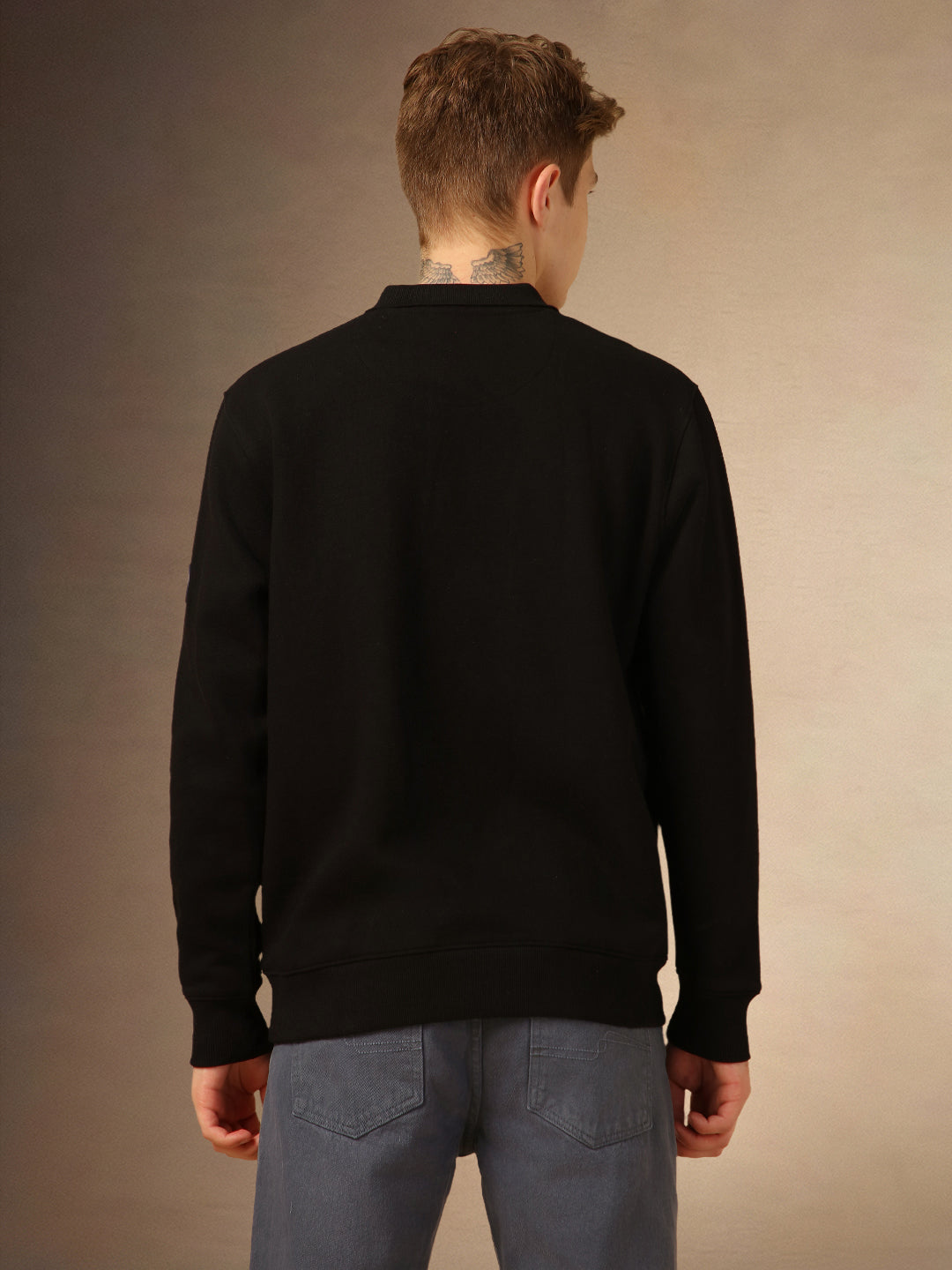 Men's Black Solid Polo Collar Full Sleeves Sweatshirt