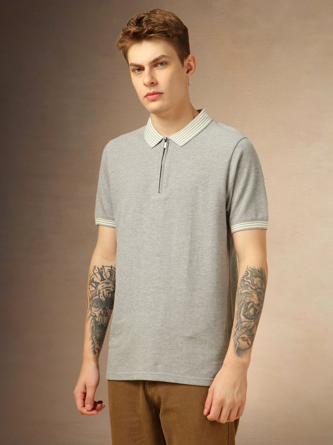 Men's Light Grey Solid Polo collar Half Sleeves T-shirt