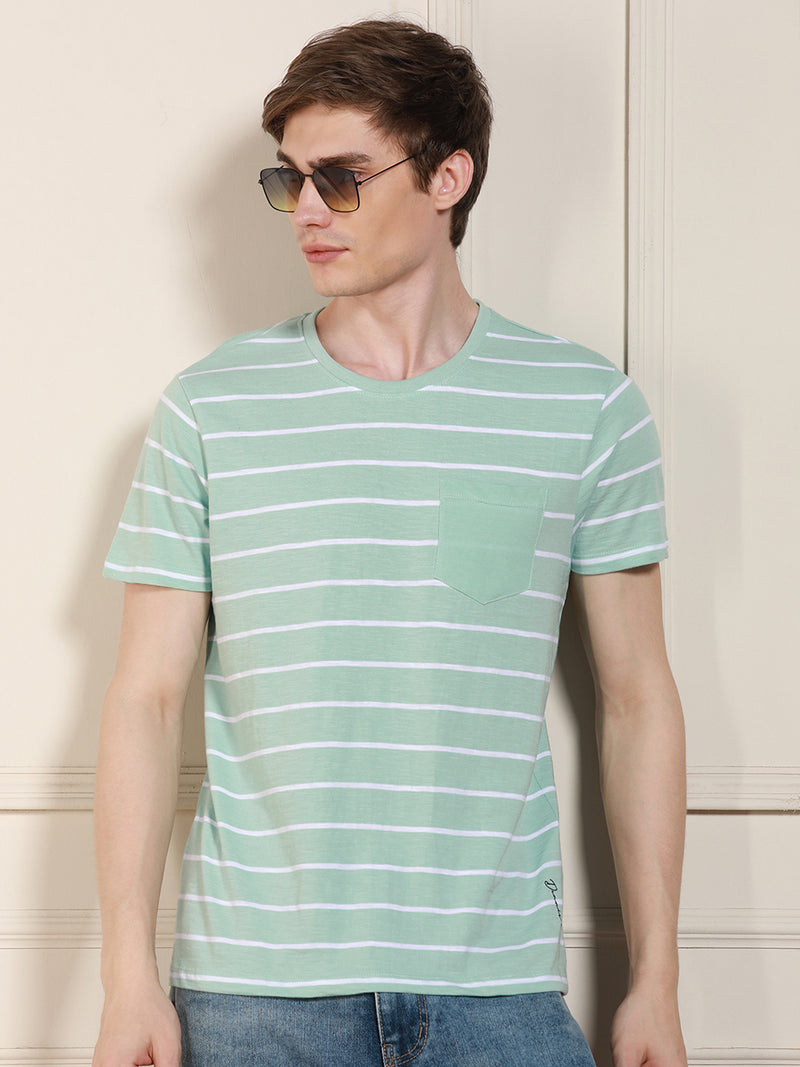 Men's Round Neck Striped Half Sleeves Casual T-shirt