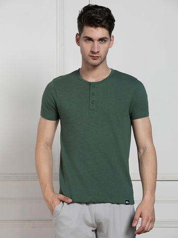 Men's Green Henley Neck Solid Regular Fit T-Shirt