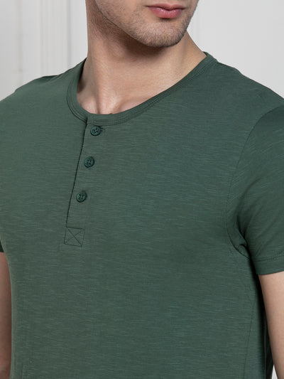 Men's Green Henley Neck Solid Regular Fit T-Shirt