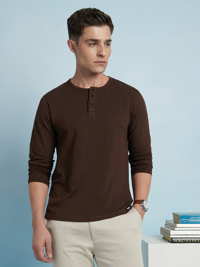 Men Brown Solid Round Neck Half Sleeves Regular Fit T-Shirt