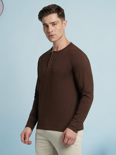 Men Brown Solid Round Neck Half Sleeves Regular Fit T-Shirt