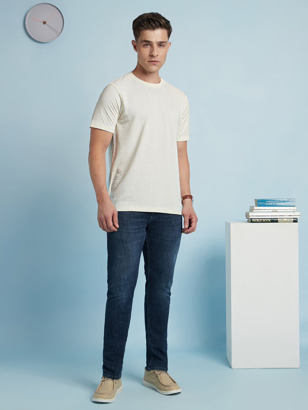 Men Off White Solid Textured Round Neck Half Sleeves Regular Fit T-Shirt