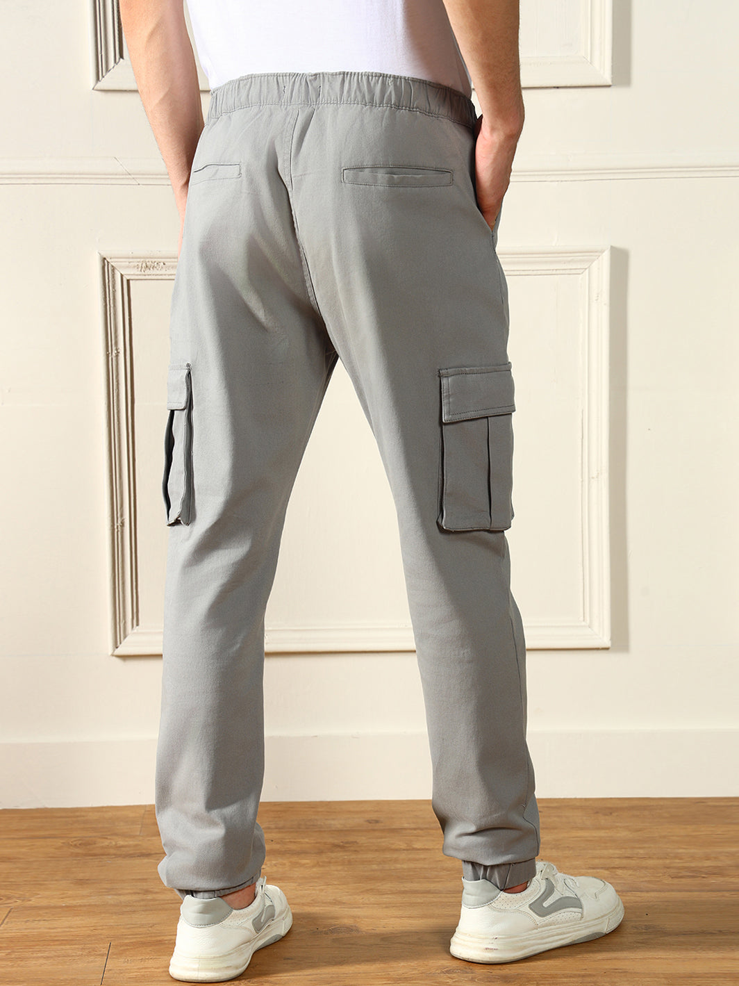 Men's Mid Grey Solid Casual Trouser