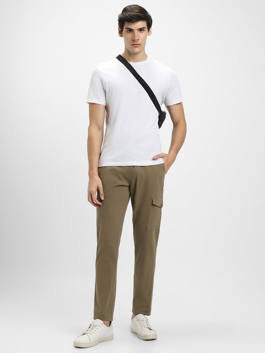 Men's Moss green Solid Cargo Trousers