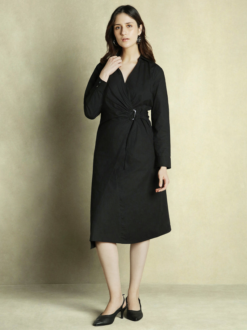 DL Woman Black Solid V-Neck Wrap Dress