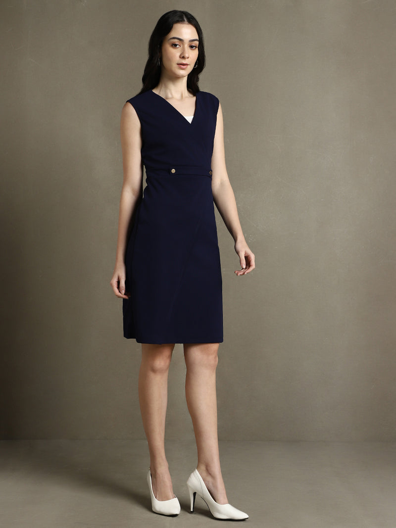 DL Woman Navy Solid V-Neck Sleeveless Dress